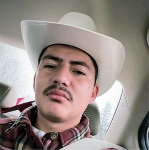 Meet your Posher, Noe de jesus